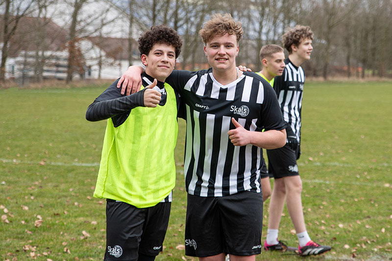 Linjefaget-fodbold-paa-skals-efterskole